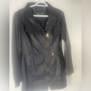 Vera Pelle Women's Black Leather Jacket